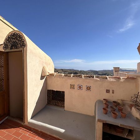 Casa Con Vistas Al Mar Y Patio De Buganvillas Aigues Luaran gambar