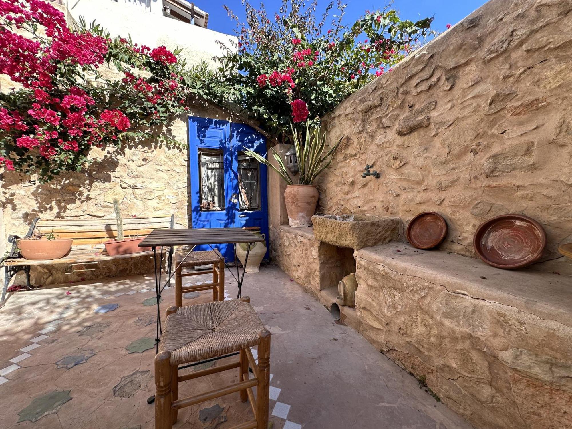 Casa Con Vistas Al Mar Y Patio De Buganvillas Aigues Luaran gambar